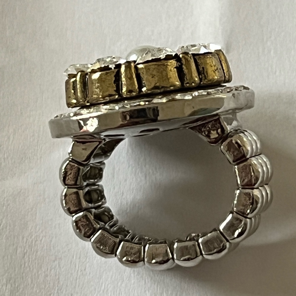 4/$25 💋 Elegant Silver and Gold Crystal Rhinestone Stretch Ring - Picture 3 of 7